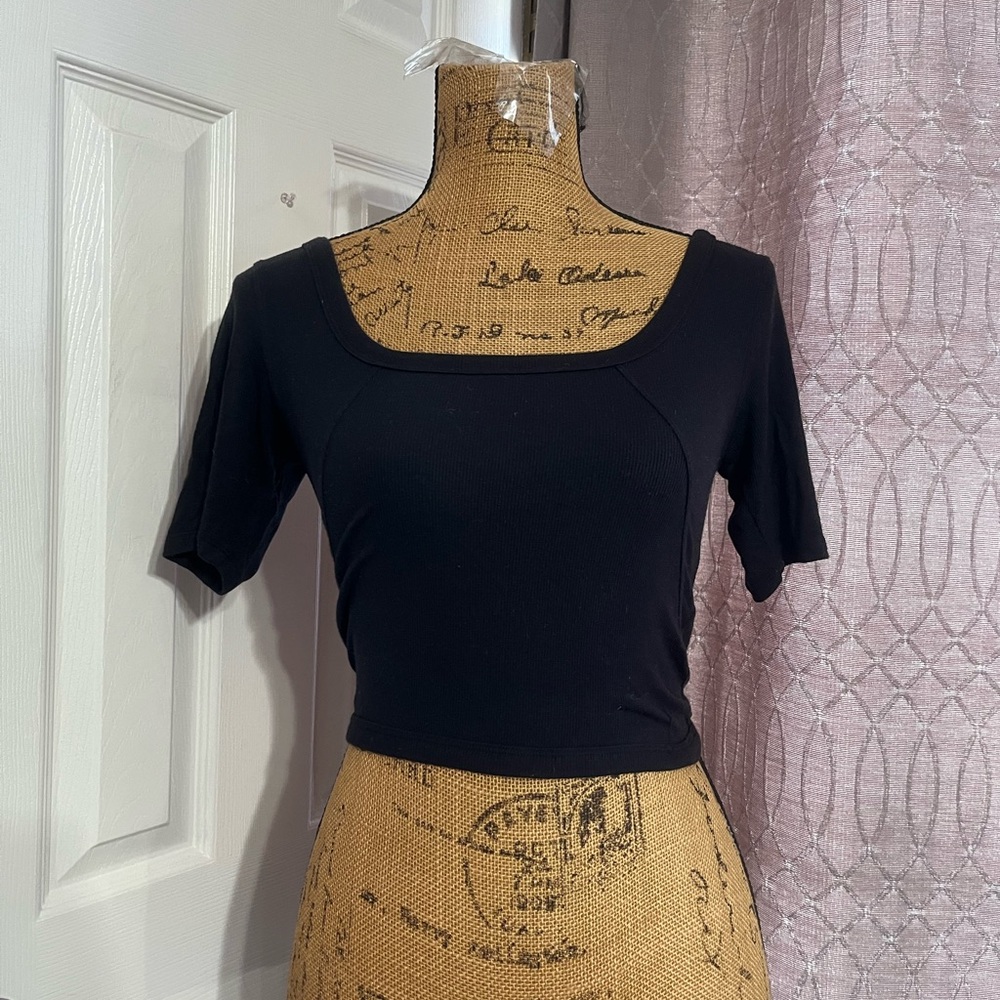 Lululemon black Top